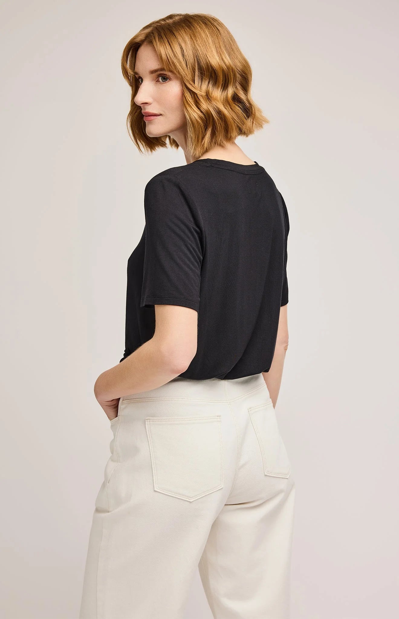 Jamie V-neck Tee