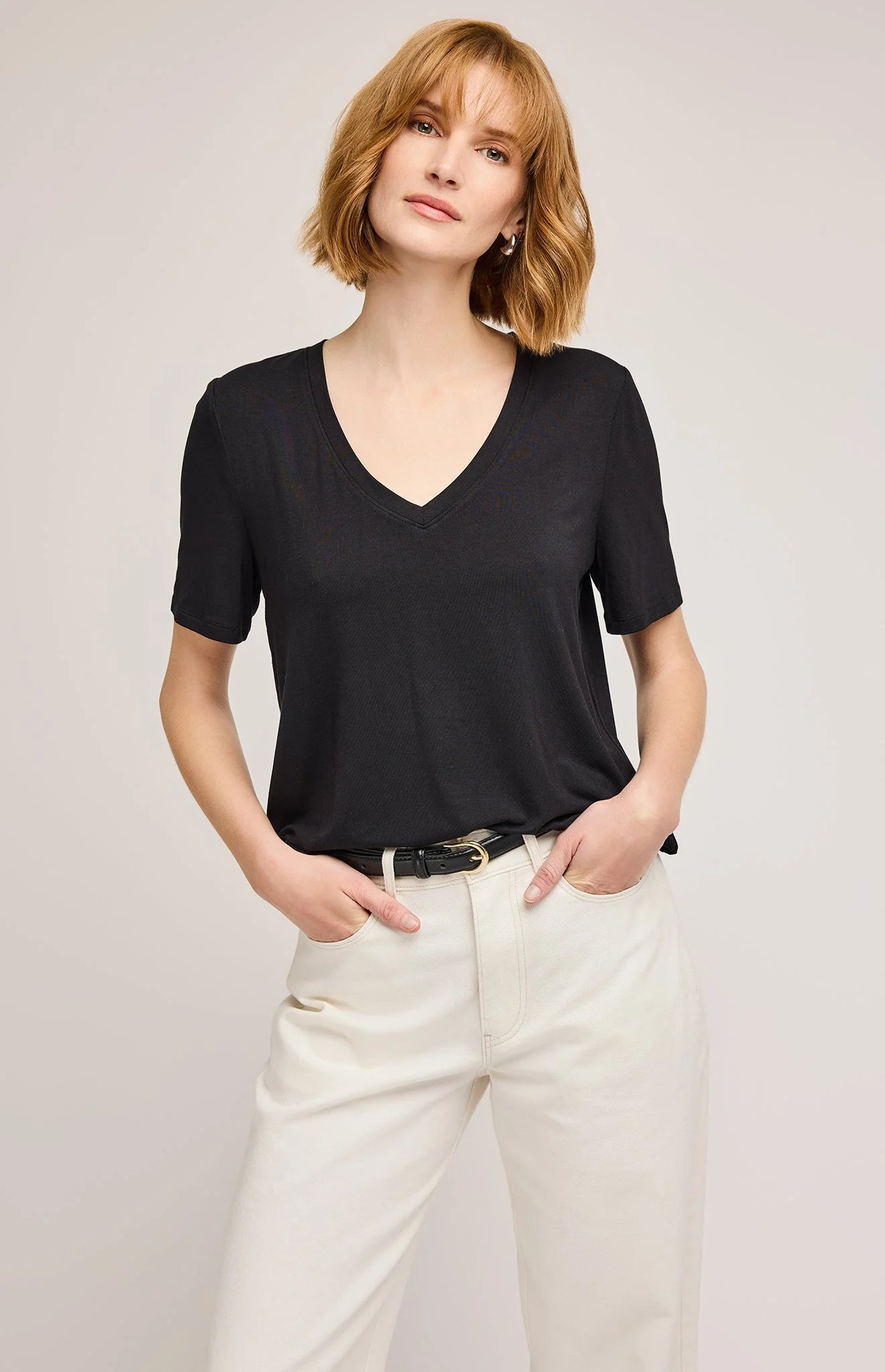 Jamie V-neck Tee