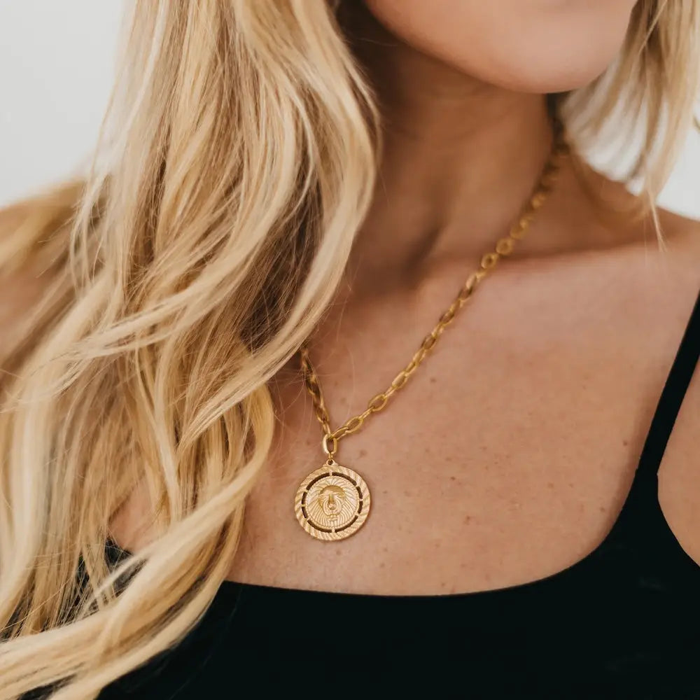 Lion Pendent Chain Necklace - Waterproof