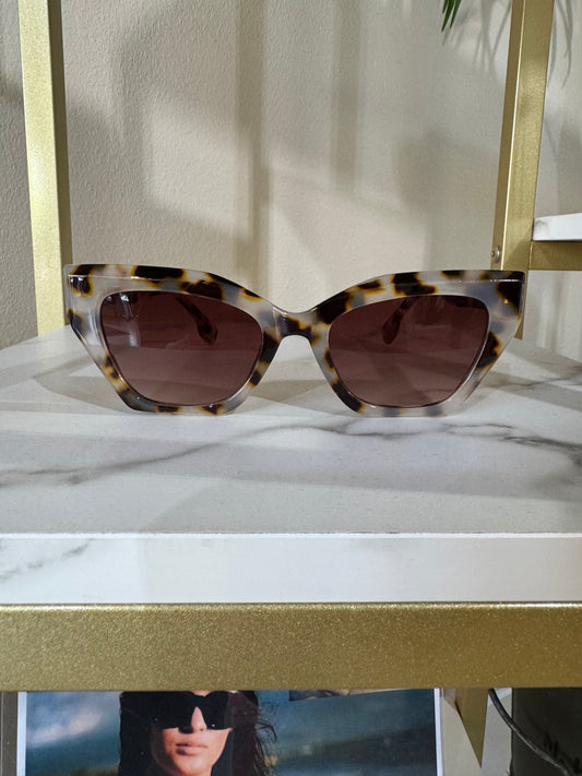 Cruise Avro Sunglasses in Leopard
