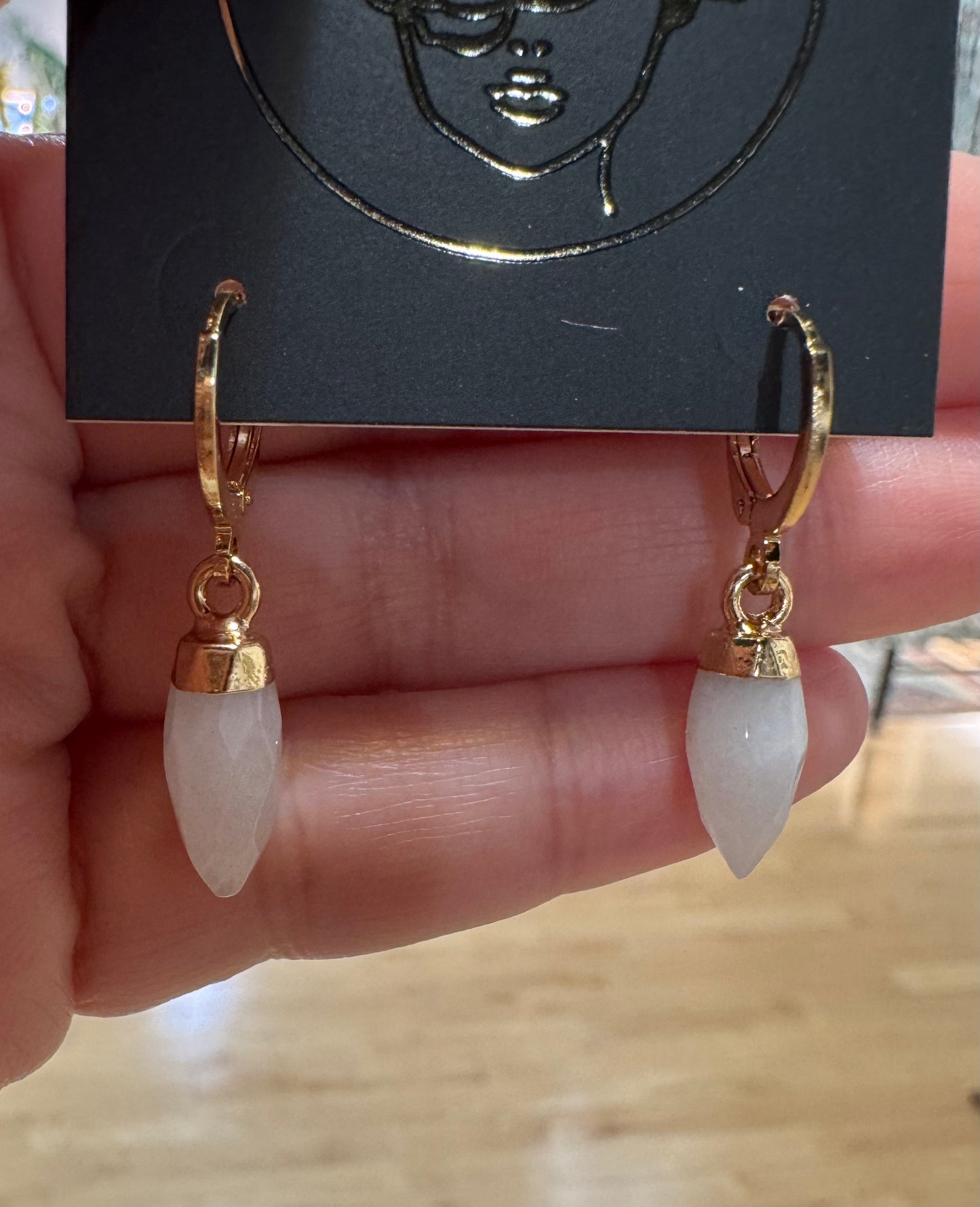 quartz spike huggies