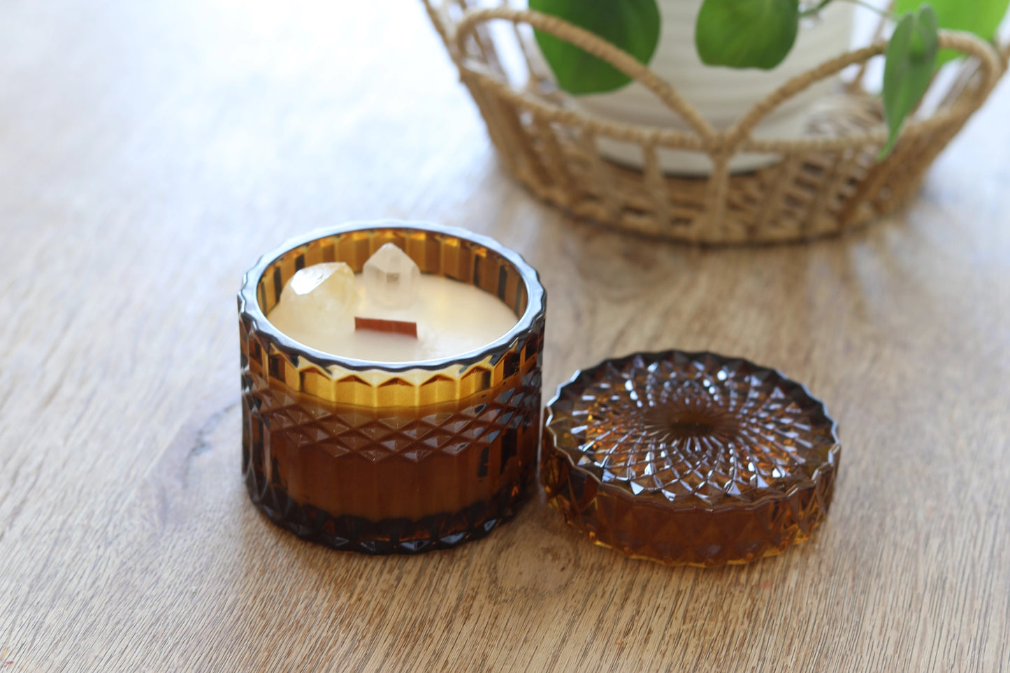 Baltic Amber Candle Cinnamon Apples and Autumn Leaves